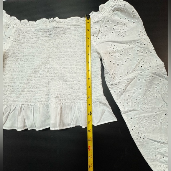 Derek Heart White Eyelet Peplum Blouse - Picture 7 of 11